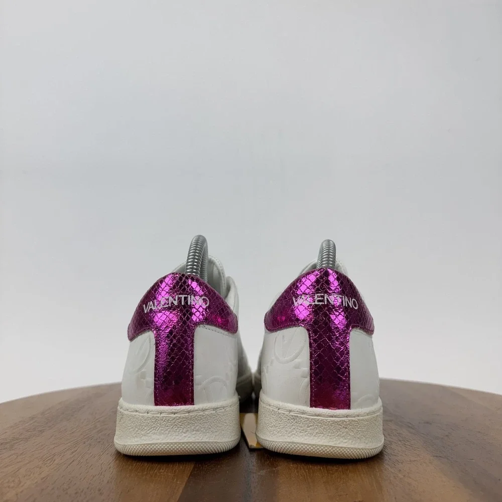 New Womens Valentino Sofia Vlogo White Pink Leather Low Sneakers Size 7.5 M NWOB